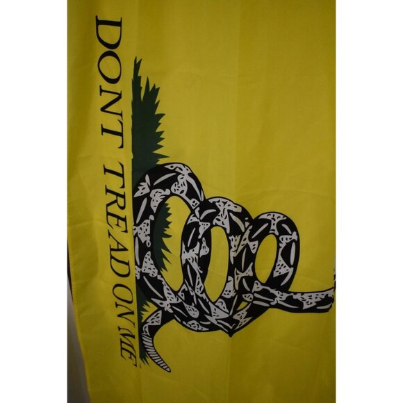 Large Nylon Don't Tread on Me Outdoor Flag W/Rivets 60x34 - Picture 2 of 4